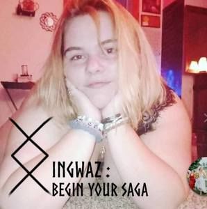 Meet your Posher, Alacia